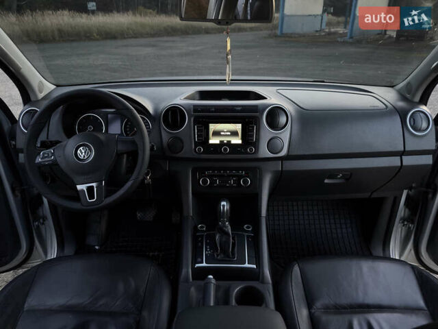 Сірий Фольксваген Амарок, об'ємом двигуна 2 л та пробігом 246 тис. км за 16800 $, фото 48 на Automoto.ua