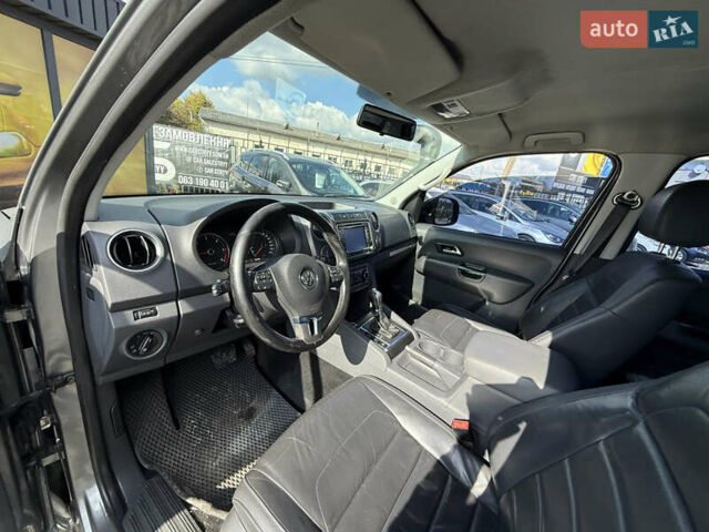 Серый Фольксваген Амарок, объемом двигателя 2 л и пробегом 265 тыс. км за 16700 $, фото 35 на Automoto.ua