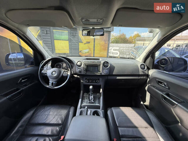 Серый Фольксваген Амарок, объемом двигателя 2 л и пробегом 265 тыс. км за 16700 $, фото 2 на Automoto.ua