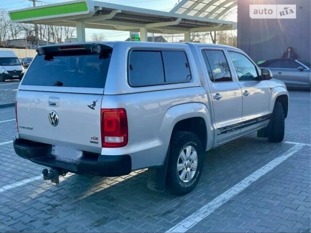 Серый Фольксваген Амарок, объемом двигателя 2 л и пробегом 320 тыс. км за 16000 $, фото 1 на Automoto.ua