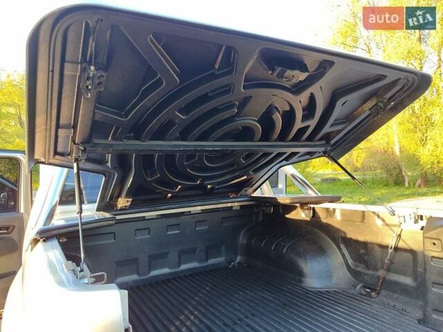 Сірий Фольксваген Амарок, об'ємом двигуна 1.97 л та пробігом 264 тис. км за 20500 $, фото 17 на Automoto.ua