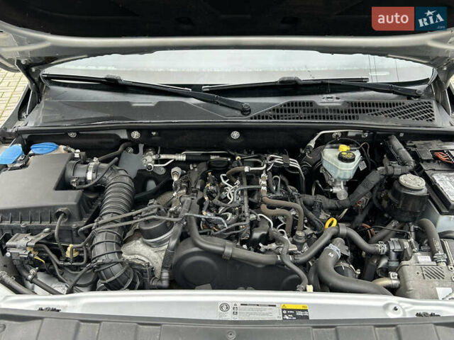 Серый Фольксваген Амарок, объемом двигателя 1.97 л и пробегом 264 тыс. км за 21000 $, фото 23 на Automoto.ua