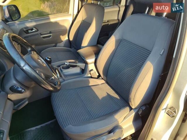 Сірий Фольксваген Амарок, об'ємом двигуна 1.97 л та пробігом 264 тис. км за 20500 $, фото 12 на Automoto.ua