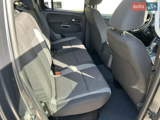 Серый Фольксваген Амарок, объемом двигателя 1.97 л и пробегом 230 тыс. км за 19900 $, фото 7 на Automoto.ua