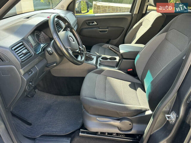 Серый Фольксваген Амарок, объемом двигателя 1.97 л и пробегом 230 тыс. км за 19900 $, фото 13 на Automoto.ua