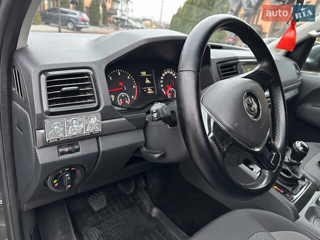 Серый Фольксваген Амарок, объемом двигателя 2 л и пробегом 148 тыс. км за 22000 $, фото 13 на Automoto.ua