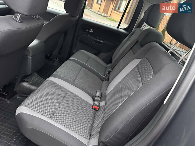 Серый Фольксваген Амарок, объемом двигателя 2 л и пробегом 148 тыс. км за 22000 $, фото 20 на Automoto.ua