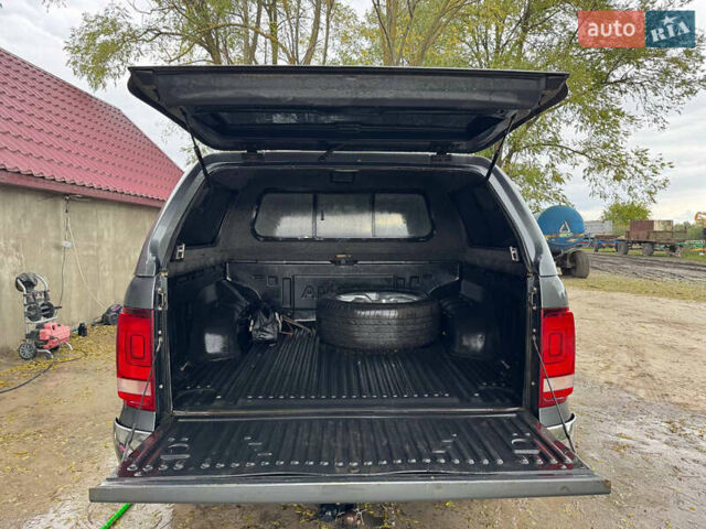 Серый Фольксваген Амарок, объемом двигателя 2.97 л и пробегом 172 тыс. км за 31000 $, фото 7 на Automoto.ua