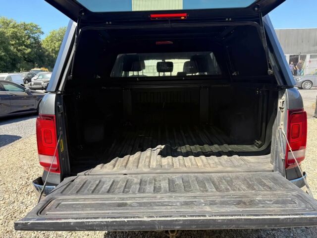 Серый Фольксваген Амарок, объемом двигателя 3 л и пробегом 48 тыс. км за 17200 $, фото 10 на Automoto.ua