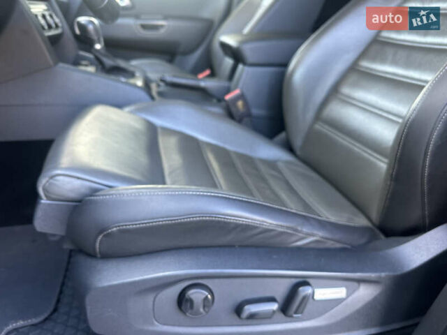 Фольксваген Амарок 2017 в Житомире на Automoto.ua Синий Фольксваген Амарок, объемом двигателя 3 л и пробегом 192 тыс. км за 28500 $, фото 24 на Automoto.ua