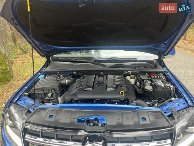 Синий Фольксваген Амарок, объемом двигателя 2.97 л и пробегом 118 тыс. км за 43700 $, фото 16 на Automoto.ua