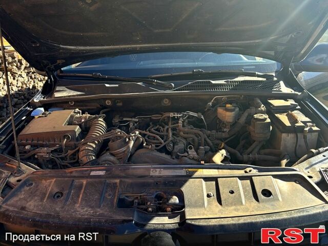 Фольксваген Амарок 2018 в Прилуках на Automoto.ua Синий Фольксваген Амарок, объемом двигателя 2 л и пробегом 252 тыс. км за 25000 $, фото 6 на Automoto.ua