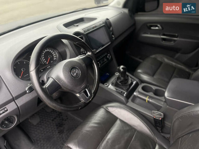 Зеленый Фольксваген Амарок, объемом двигателя 1.97 л и пробегом 300 тыс. км за 14900 $, фото 13 на Automoto.ua