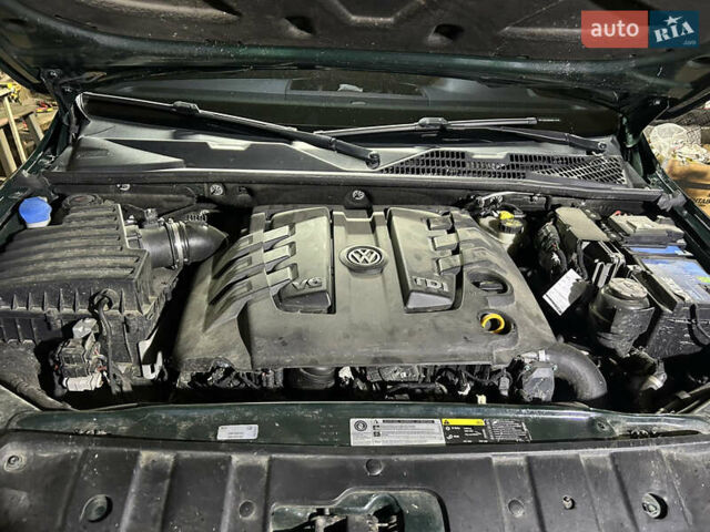 Зеленый Фольксваген Амарок, объемом двигателя 3 л и пробегом 173 тыс. км за 35500 $, фото 10 на Automoto.ua