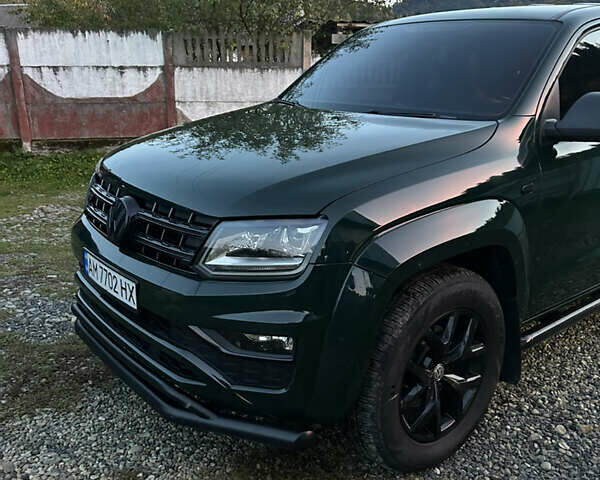 Зеленый Фольксваген Амарок, объемом двигателя 3 л и пробегом 173 тыс. км за 35500 $, фото 1 на Automoto.ua