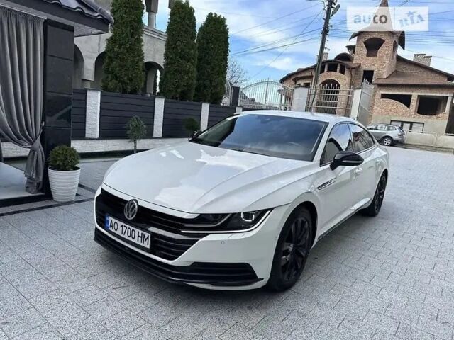 Белый Фольксваген Arteon, объемом двигателя 1.98 л и пробегом 200 тыс. км за 27500 $, фото 7 на Automoto.ua