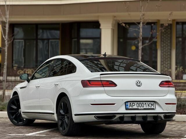 Белый Фольксваген Arteon, объемом двигателя 2 л и пробегом 133 тыс. км за 25000 $, фото 7 на Automoto.ua
