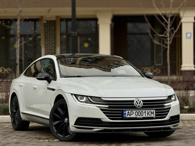 Белый Фольксваген Arteon, объемом двигателя 2 л и пробегом 133 тыс. км за 25000 $, фото 2 на Automoto.ua
