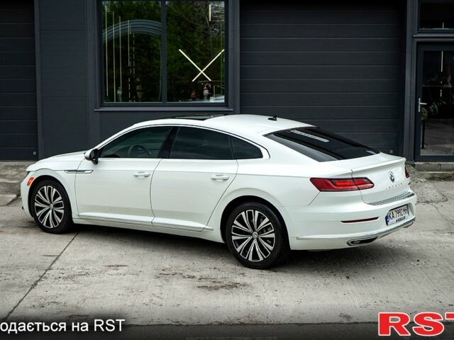 Белый Фольксваген Arteon, объемом двигателя 2 л и пробегом 76 тыс. км за 31000 $, фото 5 на Automoto.ua