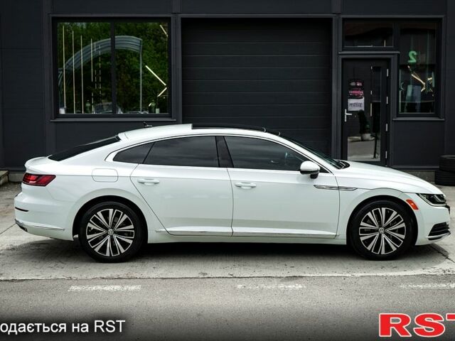 Белый Фольксваген Arteon, объемом двигателя 2 л и пробегом 76 тыс. км за 31000 $, фото 7 на Automoto.ua