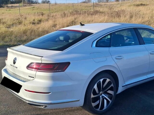 Белый Фольксваген Arteon, объемом двигателя 2 л и пробегом 69 тыс. км за 18000 $, фото 10 на Automoto.ua