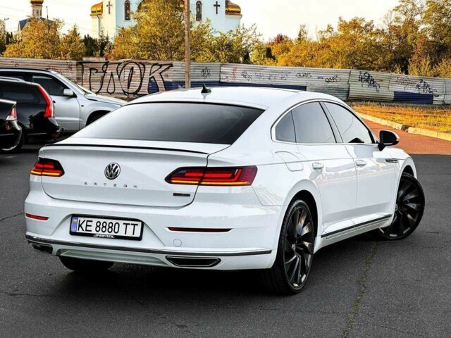 Белый Фольксваген Arteon, объемом двигателя 2 л и пробегом 46 тыс. км за 22000 $, фото 3 на Automoto.ua