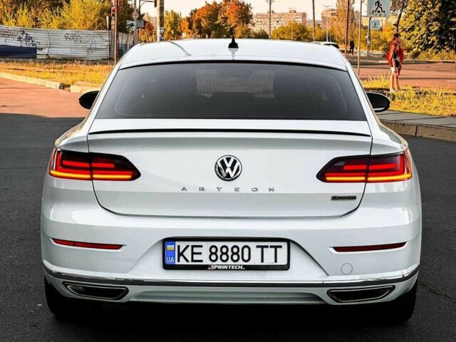 Белый Фольксваген Arteon, объемом двигателя 2 л и пробегом 46 тыс. км за 22000 $, фото 4 на Automoto.ua