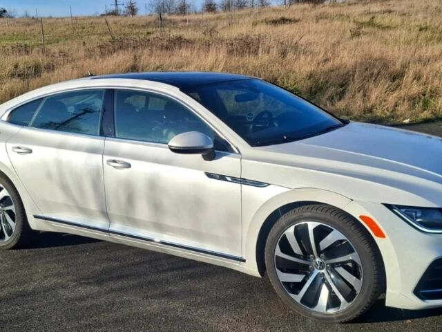 Белый Фольксваген Arteon, объемом двигателя 2 л и пробегом 69 тыс. км за 18000 $, фото 7 на Automoto.ua