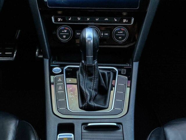 Белый Фольксваген Arteon, объемом двигателя 2 л и пробегом 46 тыс. км за 22000 $, фото 9 на Automoto.ua