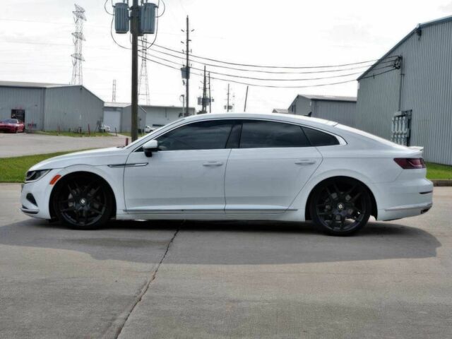 Белый Фольксваген Arteon, объемом двигателя 2 л и пробегом 17 тыс. км за 10000 $, фото 4 на Automoto.ua