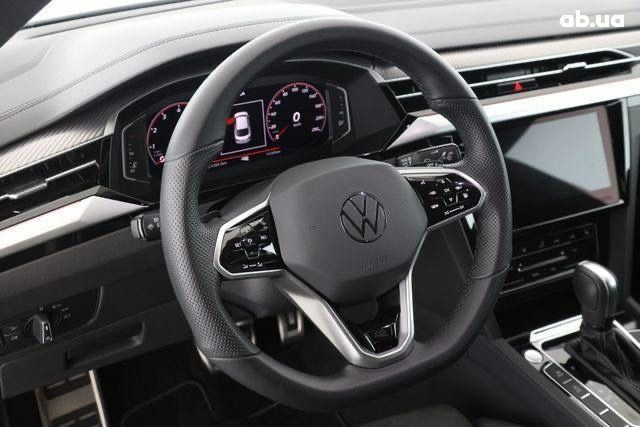 Белый Фольксваген Arteon, объемом двигателя 2 л и пробегом 15 тыс. км за 41990 $, фото 9 на Automoto.ua
