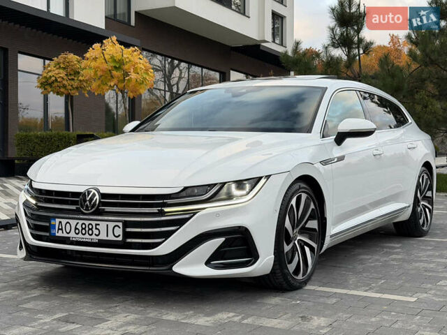 Белый Фольксваген Arteon, объемом двигателя 2 л и пробегом 93 тыс. км за 41500 $, фото 3 на Automoto.ua