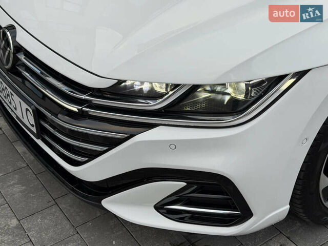 Белый Фольксваген Arteon, объемом двигателя 2 л и пробегом 93 тыс. км за 41500 $, фото 10 на Automoto.ua