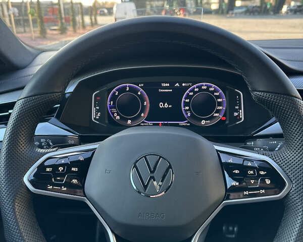Белый Фольксваген Arteon, объемом двигателя 1.97 л и пробегом 158 тыс. км за 36900 $, фото 10 на Automoto.ua