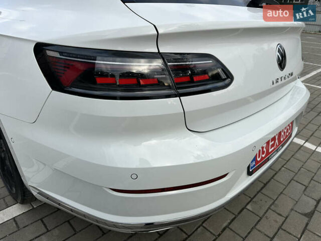 Белый Фольксваген Arteon, объемом двигателя 2 л и пробегом 163 тыс. км за 35700 $, фото 13 на Automoto.ua