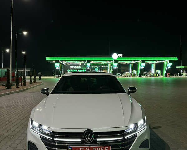 Белый Фольксваген Arteon, объемом двигателя 1.97 л и пробегом 158 тыс. км за 36900 $, фото 37 на Automoto.ua