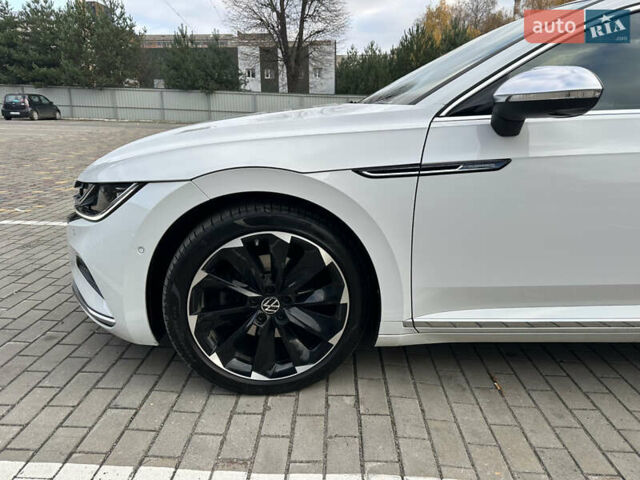Белый Фольксваген Arteon, объемом двигателя 2 л и пробегом 163 тыс. км за 35700 $, фото 9 на Automoto.ua