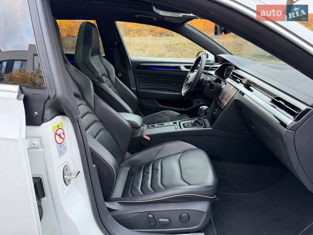 Белый Фольксваген Arteon, объемом двигателя 2 л и пробегом 93 тыс. км за 41500 $, фото 27 на Automoto.ua