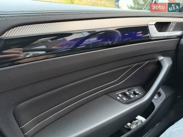 Белый Фольксваген Arteon, объемом двигателя 2 л и пробегом 93 тыс. км за 41500 $, фото 46 на Automoto.ua