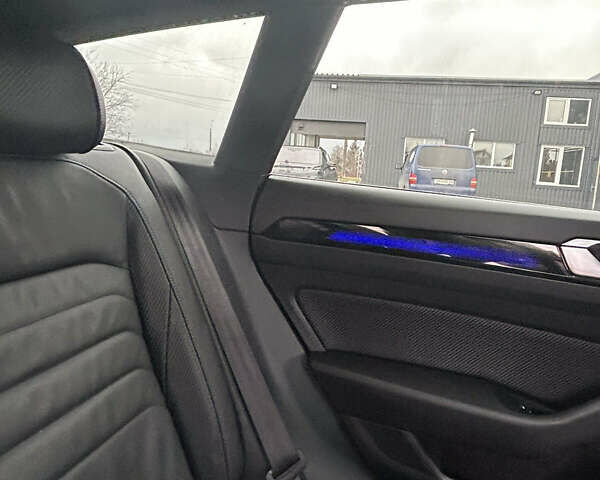 Белый Фольксваген Arteon, объемом двигателя 1.98 л и пробегом 28 тыс. км за 52000 $, фото 22 на Automoto.ua