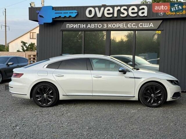 Белый Фольксваген Arteon, объемом двигателя 2 л и пробегом 229 тыс. км за 22000 $, фото 9 на Automoto.ua