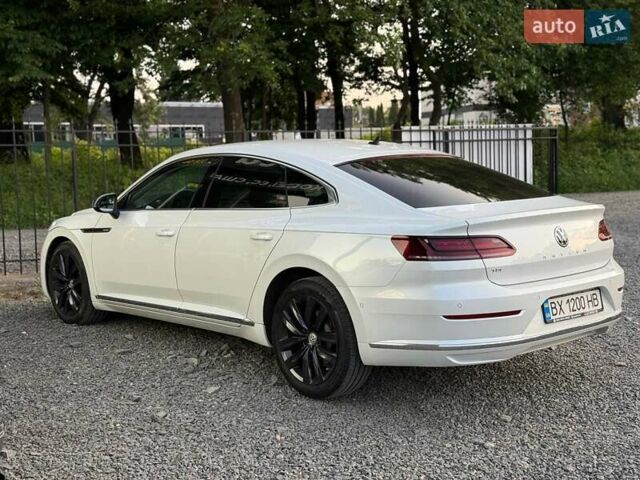 Белый Фольксваген Arteon, объемом двигателя 2 л и пробегом 229 тыс. км за 22000 $, фото 16 на Automoto.ua