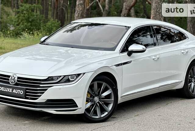 Белый Фольксваген Arteon, объемом двигателя 1.98 л и пробегом 223 тыс. км за 26900 $, фото 11 на Automoto.ua