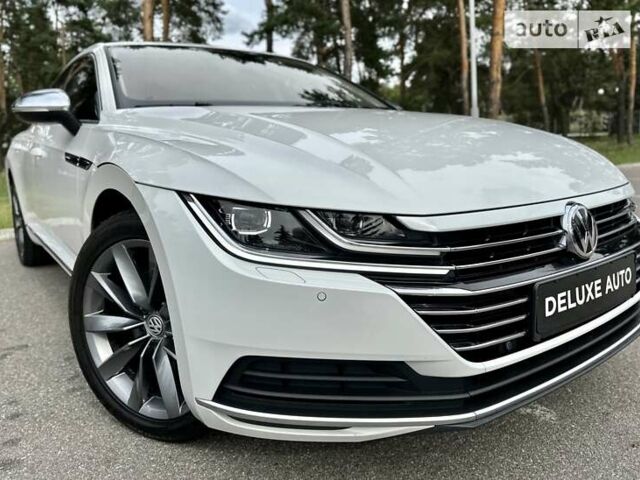 Белый Фольксваген Arteon, объемом двигателя 1.98 л и пробегом 223 тыс. км за 26900 $, фото 9 на Automoto.ua