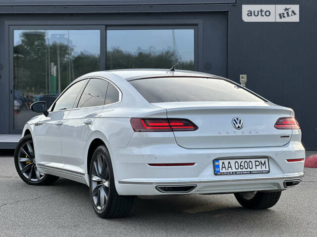 Білий Фольксваген Arteon, об'ємом двигуна 2 л та пробігом 223 тис. км за 27500 $, фото 12 на Automoto.ua