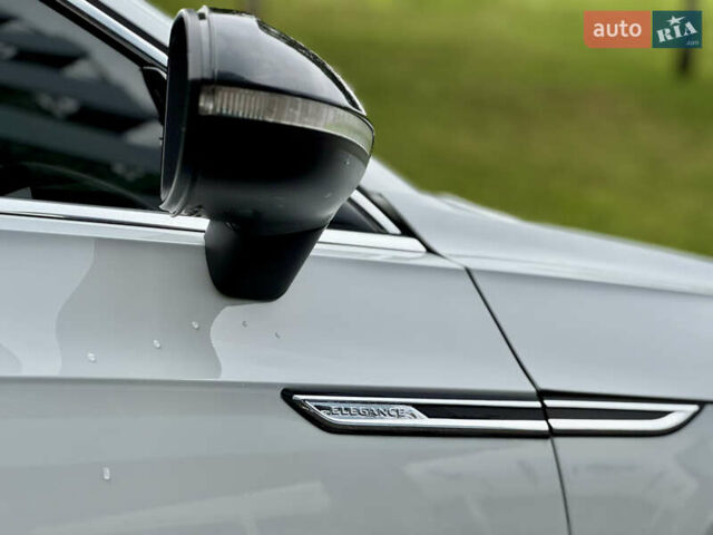 Белый Фольксваген Arteon, объемом двигателя 2 л и пробегом 206 тыс. км за 24500 $, фото 21 на Automoto.ua
