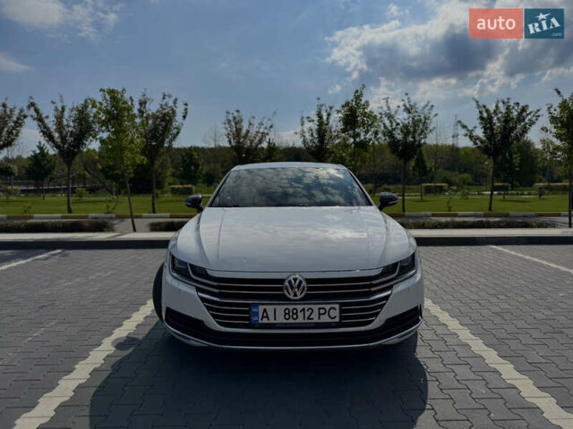 Фольксваген Arteon 2017 в Киеве на Automoto.ua Белый Фольксваген Arteon, объемом двигателя 1.97 л и пробегом 212 тыс. км за 24000 $, фото 10 на Automoto.ua