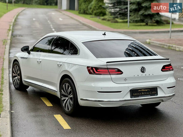 Белый Фольксваген Arteon, объемом двигателя 2 л и пробегом 206 тыс. км за 24500 $, фото 14 на Automoto.ua