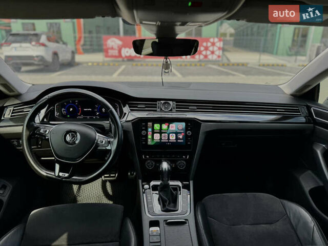 Фольксваген Arteon 2017 в Киеве на Automoto.ua Белый Фольксваген Arteon, объемом двигателя 1.97 л и пробегом 212 тыс. км за 24000 $, фото 15 на Automoto.ua
