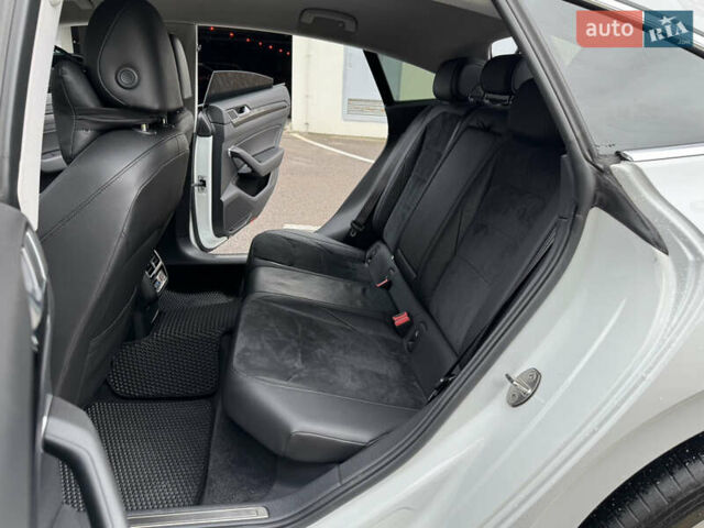 Белый Фольксваген Arteon, объемом двигателя 2 л и пробегом 206 тыс. км за 24500 $, фото 31 на Automoto.ua